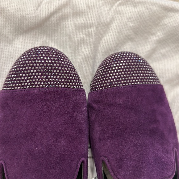Stuart Weitzman purple flats with bedazzles - Picture 3 of 4